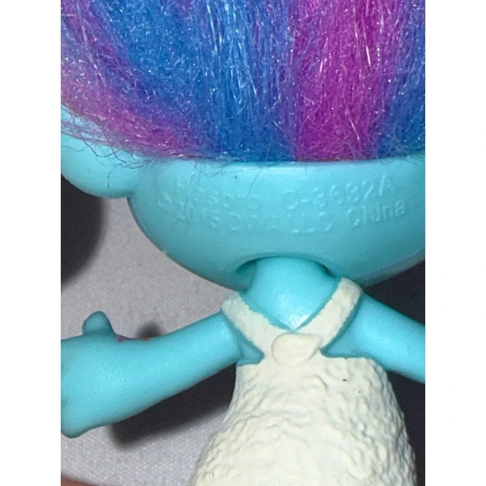 Hasbro dreamworks trolls